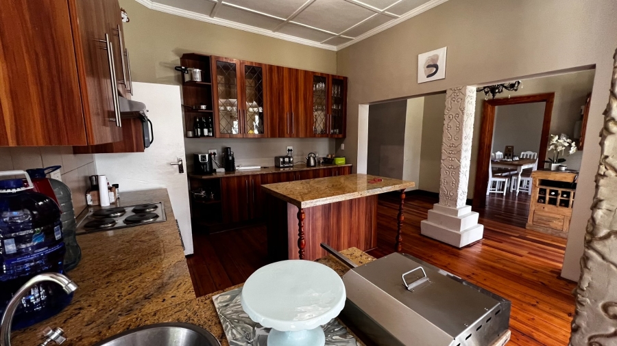 9 Bedroom Property for Sale in Waverley Free State
